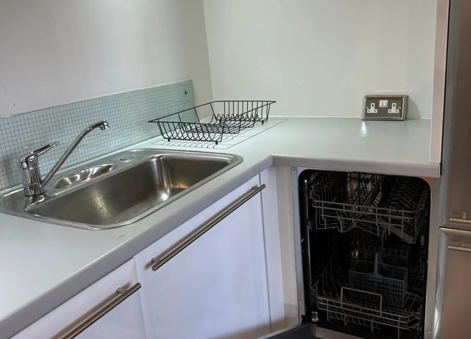 City Centre 3 Bedrooms Apartment With Parking Nottingham 0*,  United Kingdom