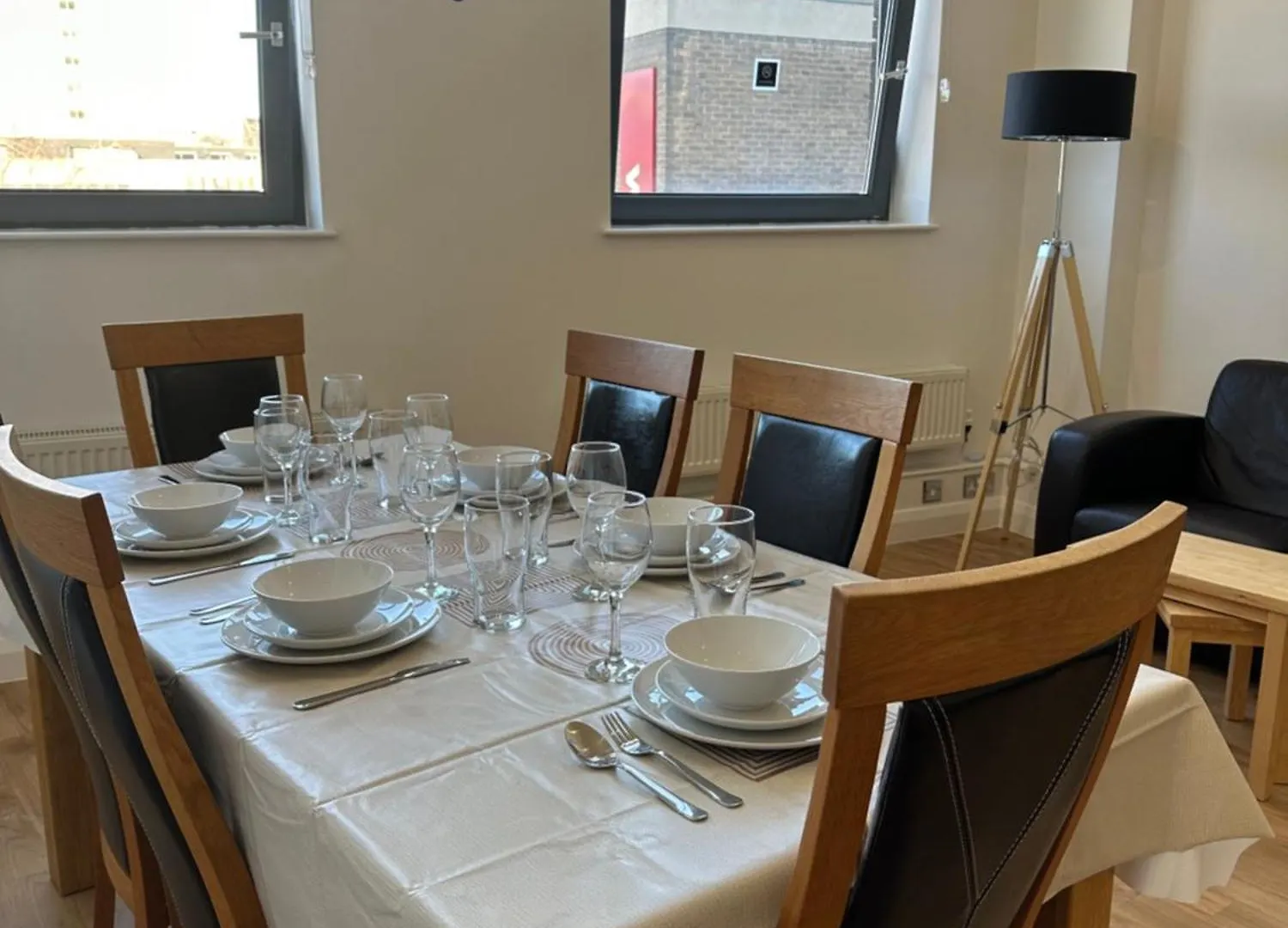 City Centre 3 Bedrooms Apartment With Parking Nottingham 0*,